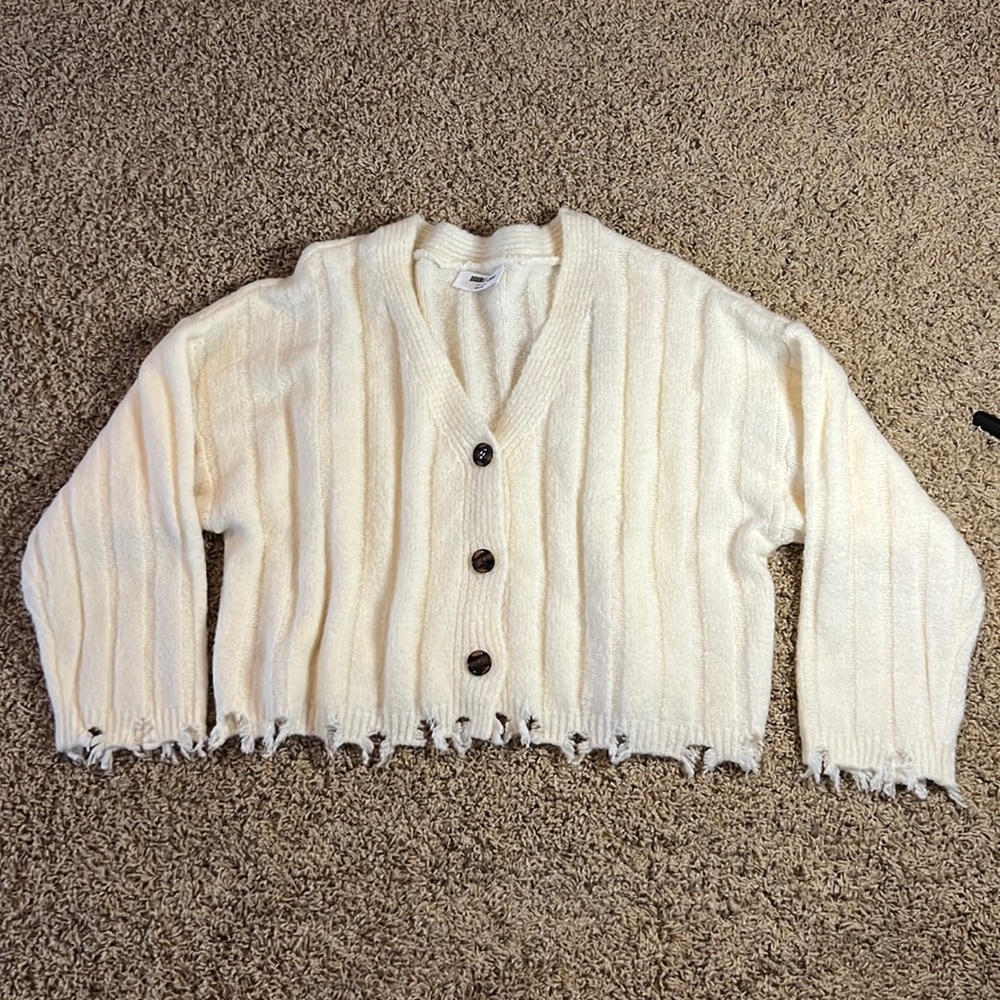 Cream Cardigan Size Small